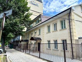 Офис, Панфилова -Боконбаева , площадью 200.00 м<sup>2</sup> (в районе Московская – Панфилова, Первомайский район, г. Бишкек)