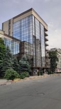 Офис, Исанова-Токтогула 42/2, площадью 4500.00 м<sup>2</sup> (в районе Московская – Проспект Манаса, Первомайский район, г. Бишкек)