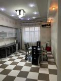 5-комнатная квартира, Турусбекова-Киевская (Первомайский район, г. Бишкек), помесячно