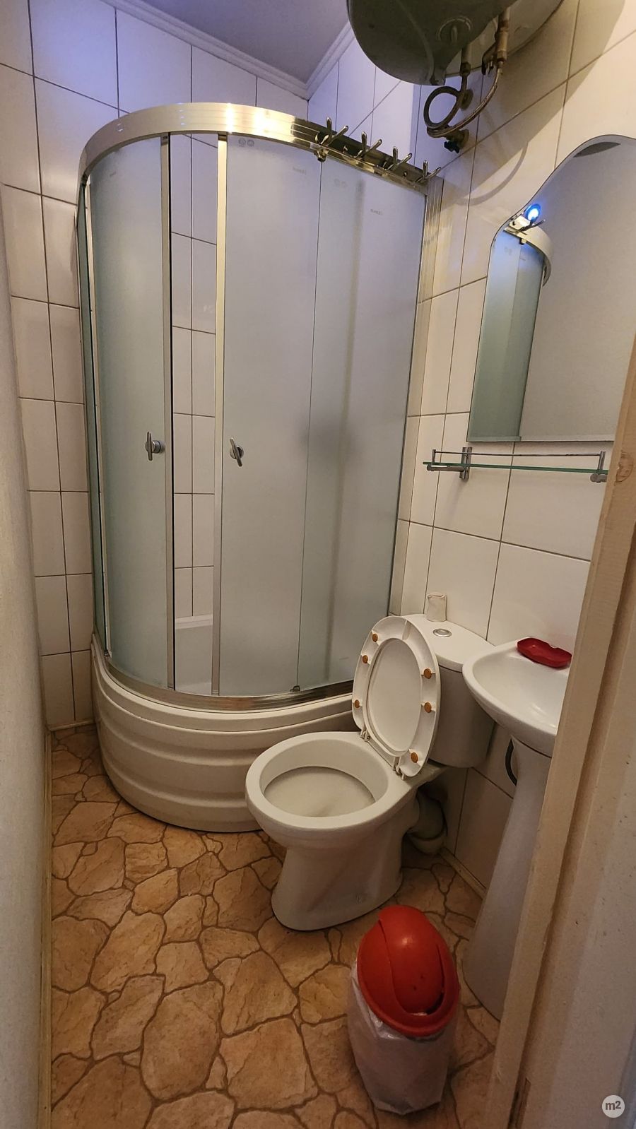 1740421816_43793300.jpg