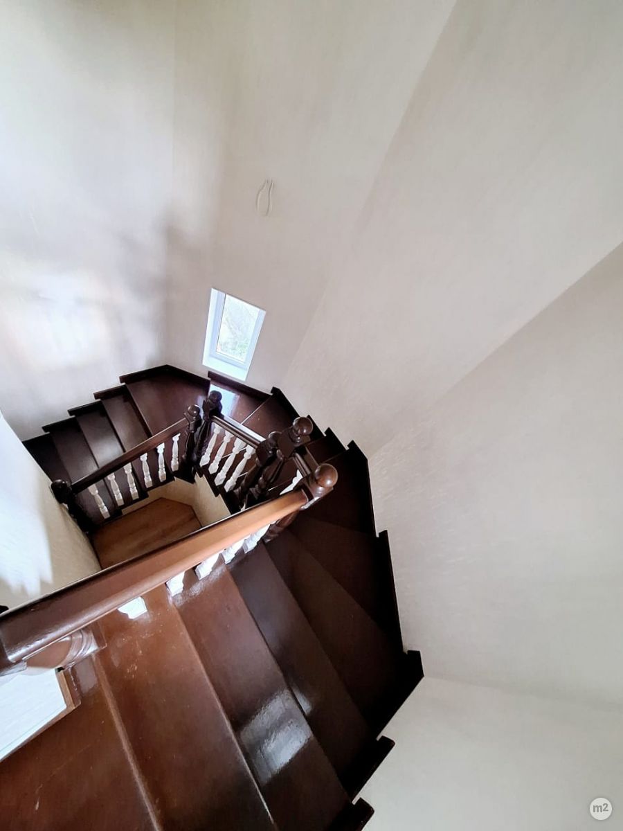 1742726600_42724300.jpg