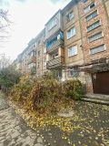 2-комнатная квартира, Безымянная (7 мкр., Октябрьский район, г. Бишкек)